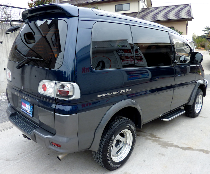 Featured 1995 Mitsubishi Delica Space Gear Super Exceed At