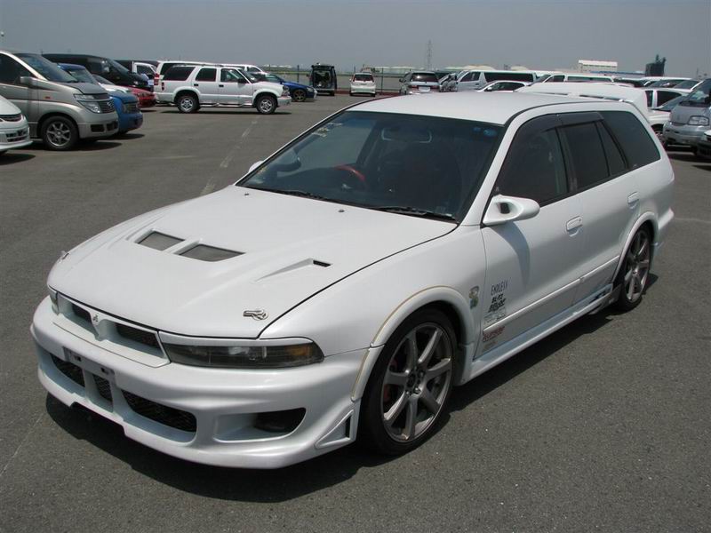  Mitsubishi Legnum VR Type S destacado en J-Spec Imports