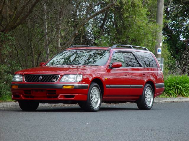 2 cars incl. 1996 Nissan Stagea RS FOUR V